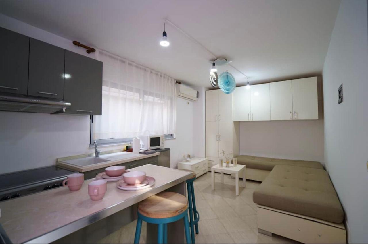 Brilant Studio Apartment City Center تيرانا المظهر الخارجي الصورة
