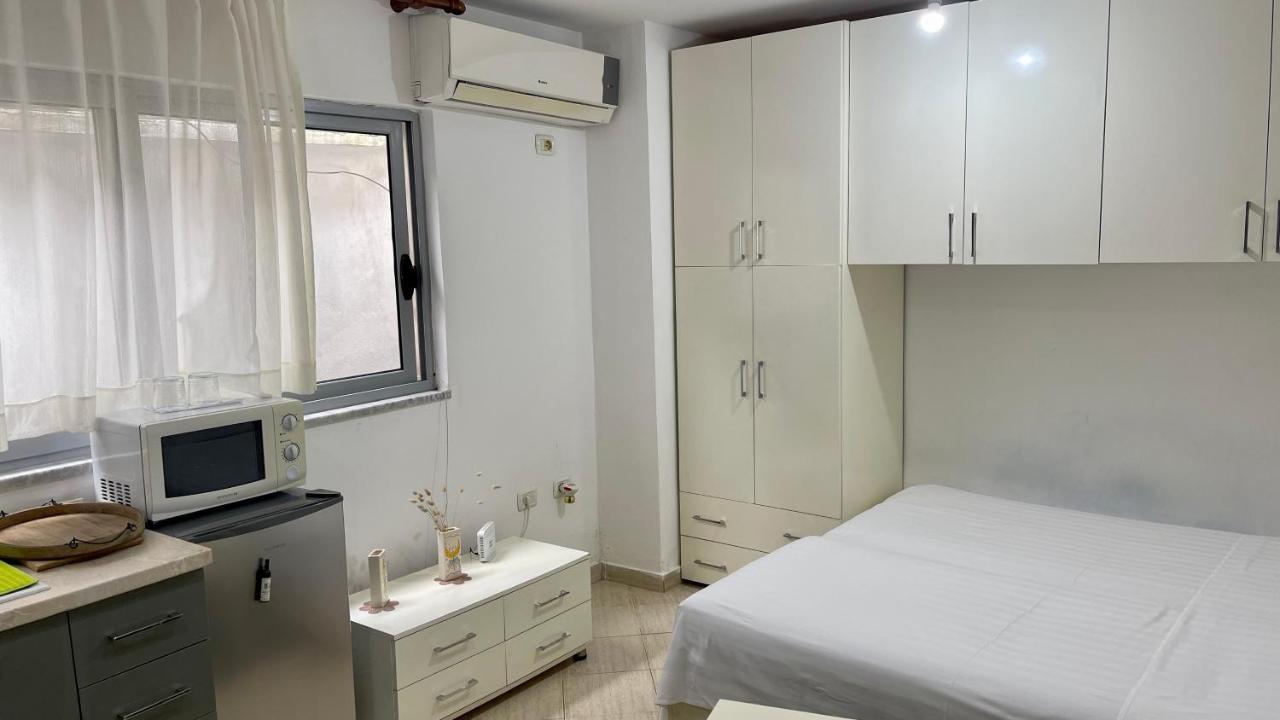 Brilant Studio Apartment City Center تيرانا المظهر الخارجي الصورة